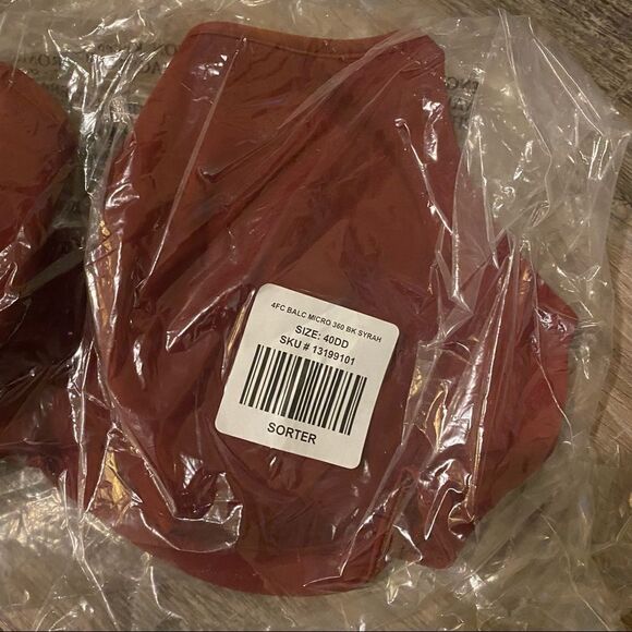 BURGUNDY RED SHINE 360° BACK SMOOTHING™ PUSH-UP T-SHIRT BRA- out of stock - Picture 9 of 10